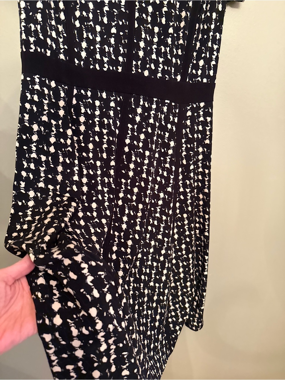 Taylor Black & White Graphic Print Cap-Sleeve A-Line Dress Size 8 - Picture 3 of 5